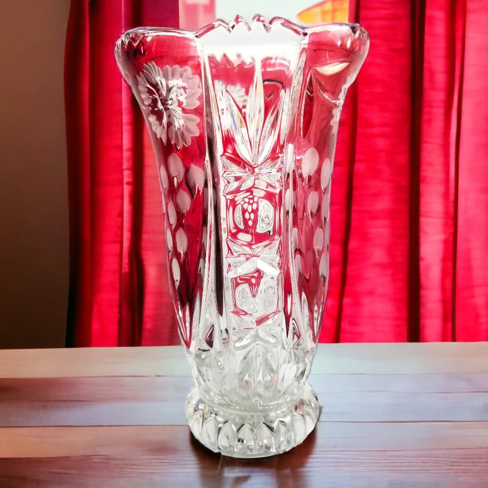 Anna Hutte Crystal Flower Vase Cranberry Red- Cut to-Clear Bleikristall Crystal - Picture 2 of 13